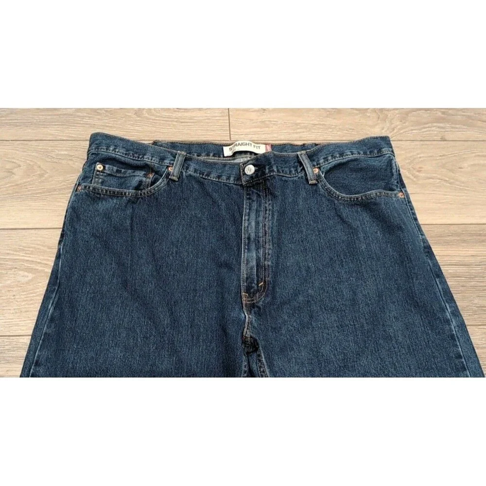 LEVI'S 505 MEN'S BLUE JEANS Regular Straight  in Size 42X32 Dark Wash EUC
